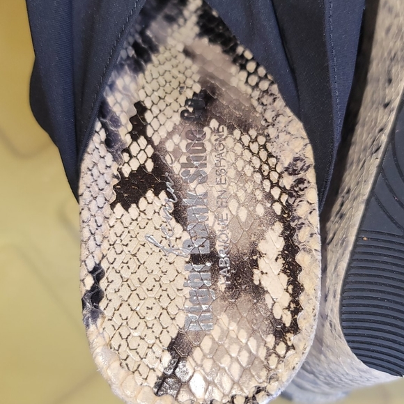 RIGHT BANK shoes sandals 7.5 - Picture 4 of 5